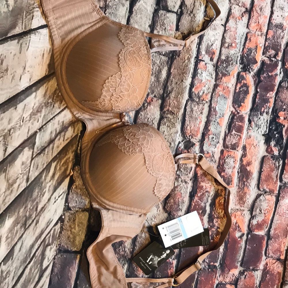 Ashley Graham lingerie bra NWT multiple sizes avai